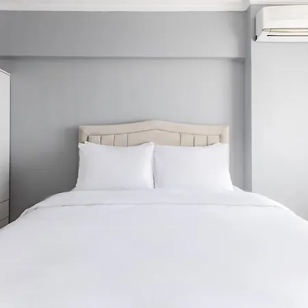 Charming Flat W Balcony 10 Min To Cevahir Mall 아파트